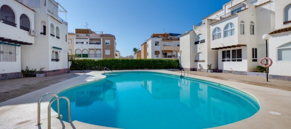 1 bedroom Apartment in Torrevieja, Spain No. 178703 2