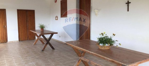 3 Schlafzimmer Villa in Ispica, Italy, Nr. 266426 5