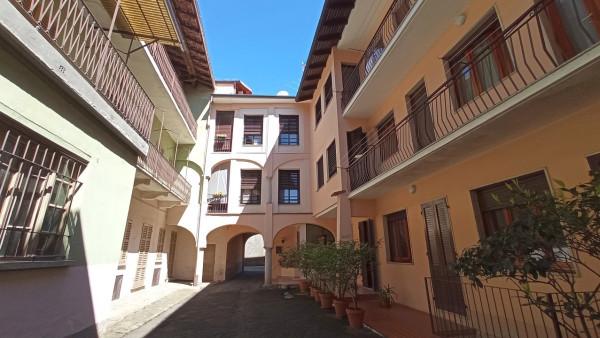 3غرفة شقة في Maggiora, Italy رقم 151475