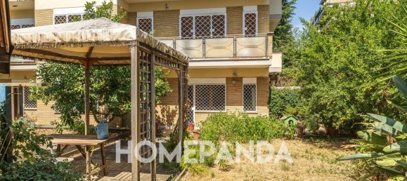 4 rooms Apartment in Rome, Italy No. 108829 3