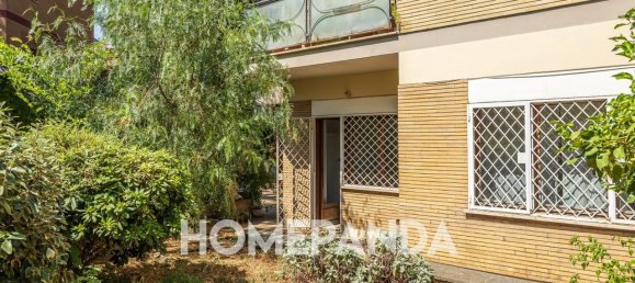 4 rooms Apartment in Rome, Italy No. 108829 8