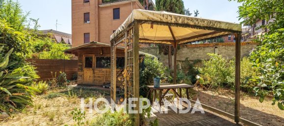 4 rooms Apartment in Rome, Italy No. 108829 2