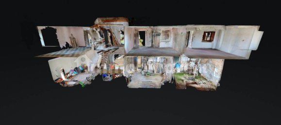 5 Schlafzimmer Haus in Cocquio-Trevisago, Italy, Nr. 281358 47