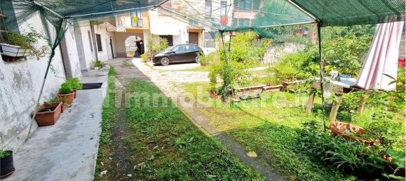 5 Schlafzimmer Haus in Cocquio-Trevisago, Italy, Nr. 281358 44