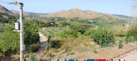 2 غرف نوم فيلا في Santa Cristina Gela, Italy رقم 266642 20