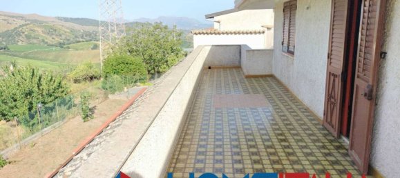 2 غرف نوم فيلا في Santa Cristina Gela, Italy رقم 266642 18