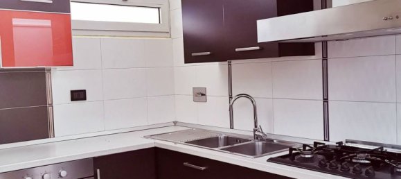 Apartamento de 4 habitaciónes en Florence, Italy No. 256952 2