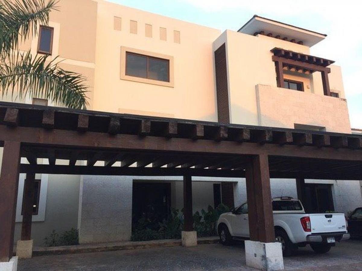 4 bedrooms Apartment in Yucatan, Mexico No. 167819