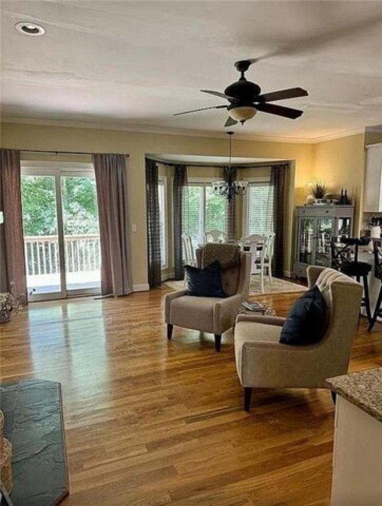 4 bedrooms House in Auburn, USA No. 380097