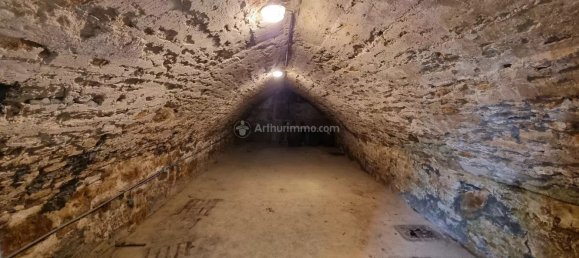 15 rooms Building in Huilliecourt, France No. 89174 60