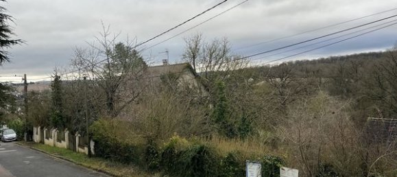 490m² Land in Beynes, France No. 202715 3