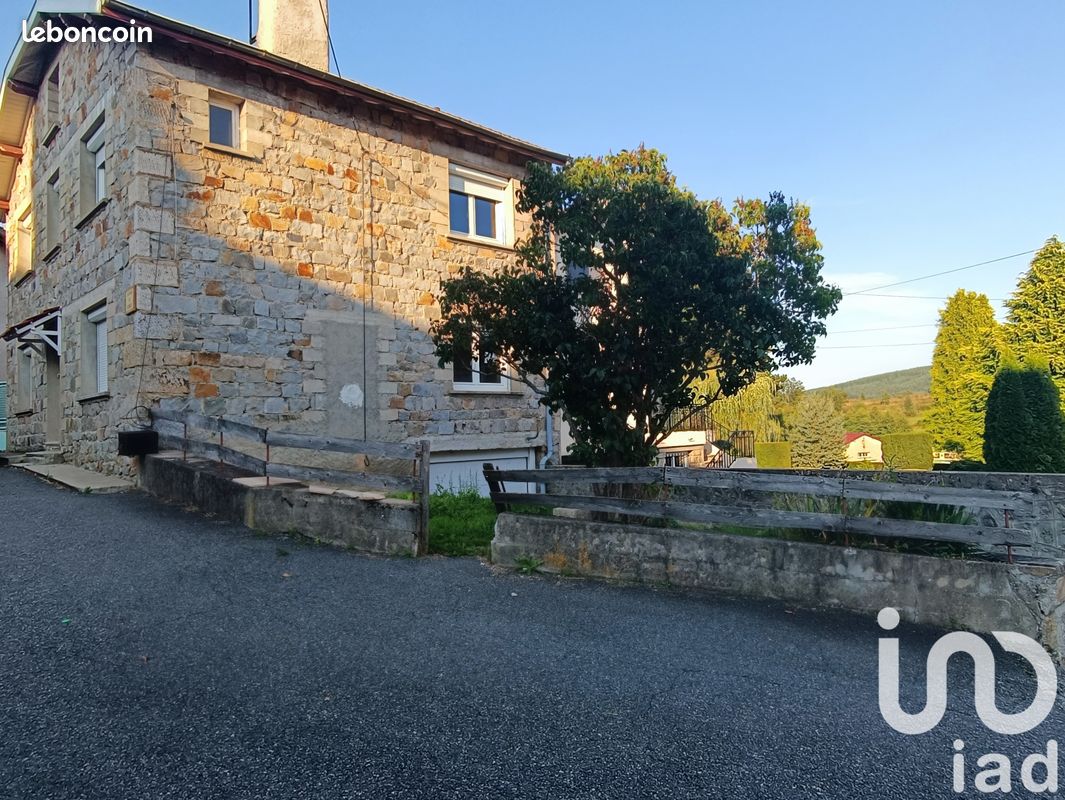 Таунхаус с 4 комнатами в Эстиварель, Франция № 265397