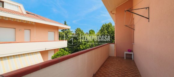 4 Schlafzimmer Doppelhaus in Morciano di Romagna, Italy, Nr. 316779 20