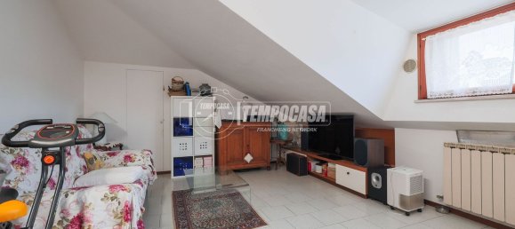 4 Schlafzimmer Doppelhaus in Morciano di Romagna, Italy, Nr. 316779 13