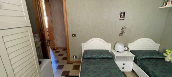 7 rooms House in Stalettì, Italy No. 254452 4