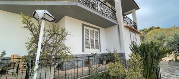 7 rooms House in Stalettì, Italy No. 254452 11