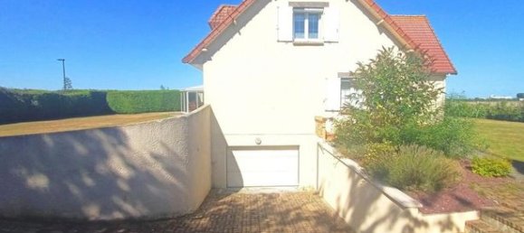 5 bedrooms House in Martin-Eglise, France No. 353620 19