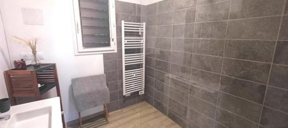 5 bedrooms House in Martin-Eglise, France No. 353620 11