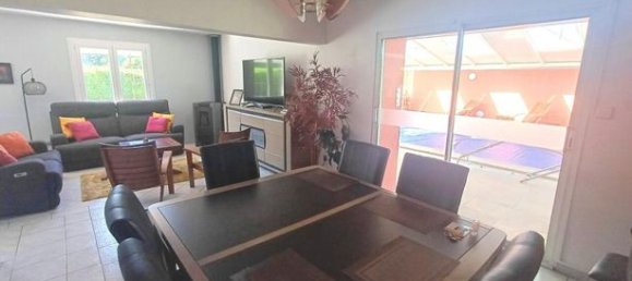 5 bedrooms House in Martin-Eglise, France No. 353620 4