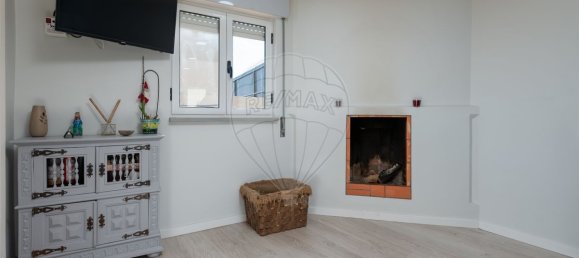 2 bedrooms House in Turquel, Portugal No. 22738 18