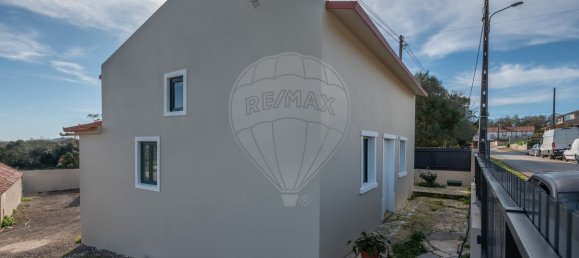 2 bedrooms House in Turquel, Portugal No. 22738 14