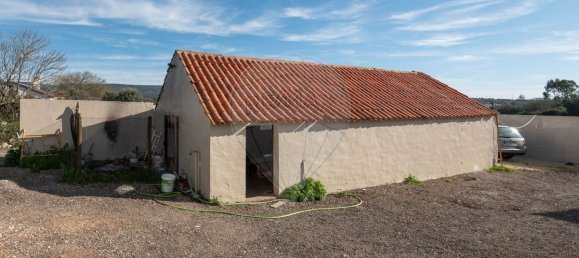 2 bedrooms House in Turquel, Portugal No. 22738 2