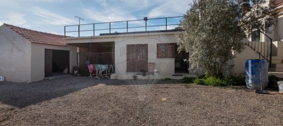 2 bedrooms House in Turquel, Portugal No. 22738 4