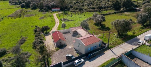 2 bedrooms House in Turquel, Portugal No. 22738 11