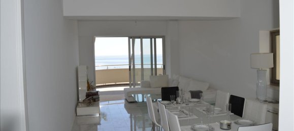 3 bedrooms Apartment in Larnaca, Cyprus No. 2119 3