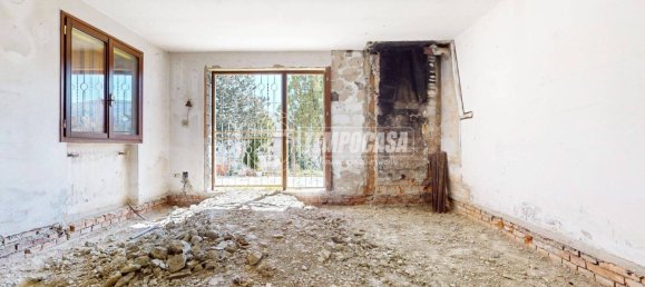 4 bedrooms Villa in Gaggio Montano, Italy No. 196189 42