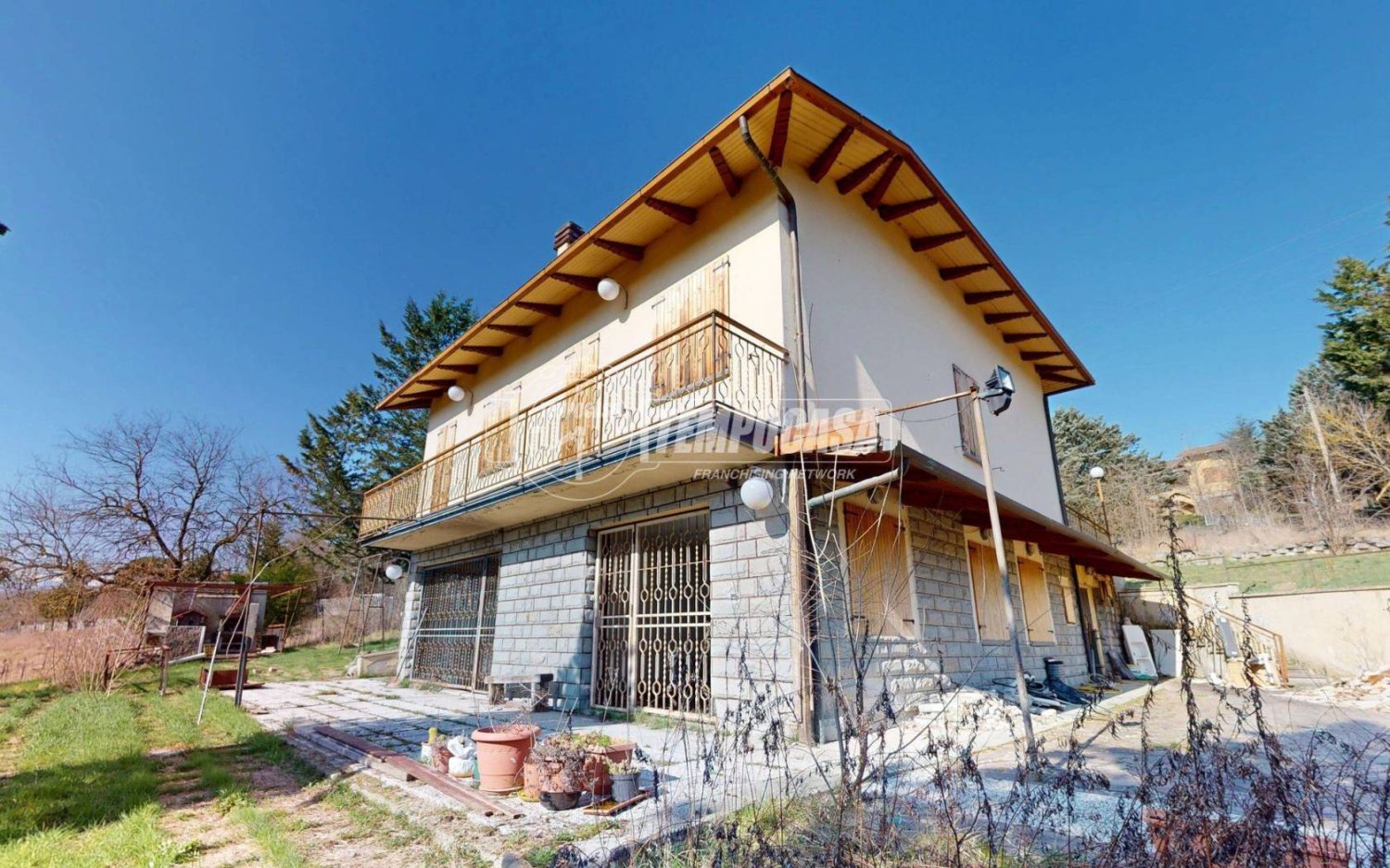 4 bedrooms Villa in Gaggio Montano, Italy No. 196189