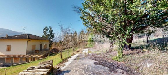 4 bedrooms Villa in Gaggio Montano, Italy No. 196189 4