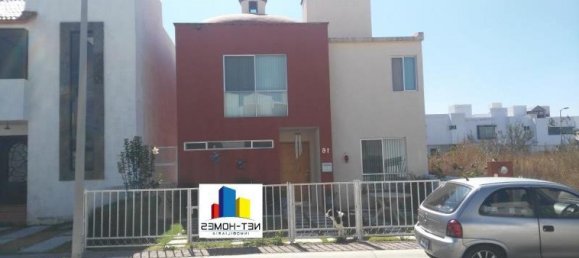 4 bedrooms House in Queretaro, Mexico No. 184575 2