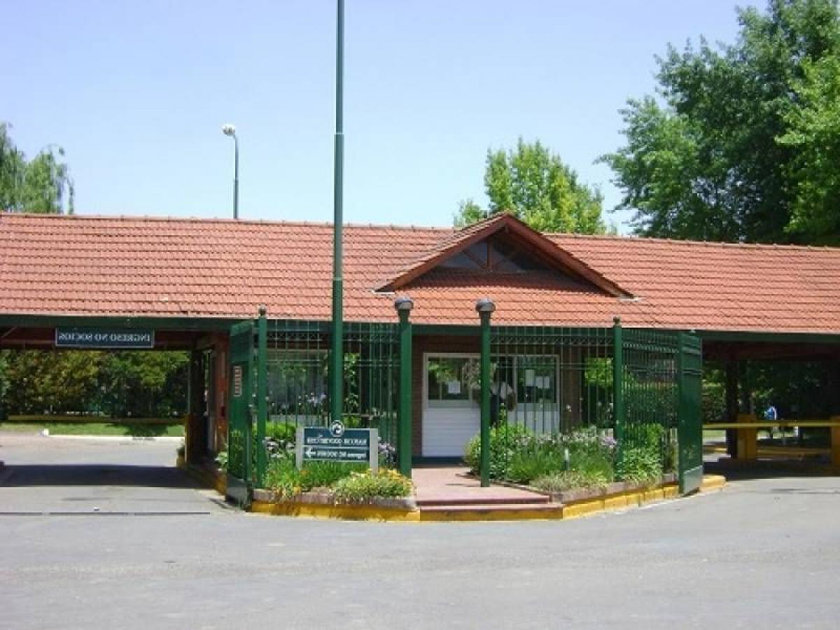  Land in Pilar, Argentina No. 115901