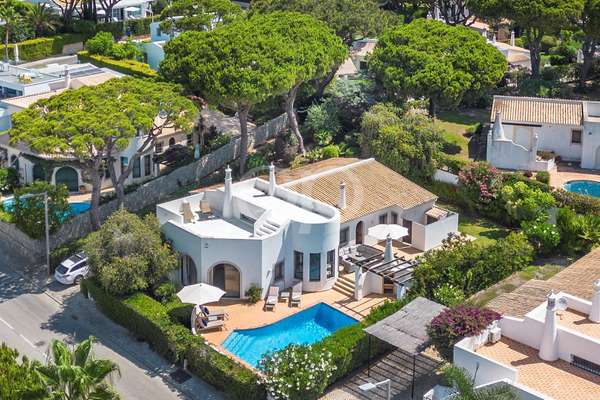 3 bedrooms Villa in Almancil, Portugal No. 307949