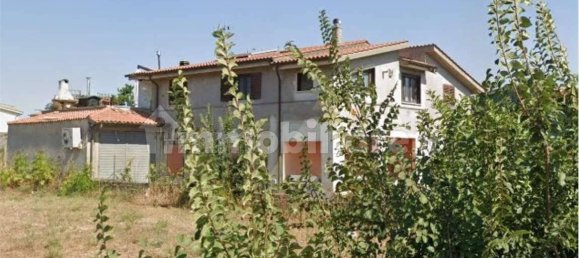 Apartamento de 3 dormitorios en Fiumicino, Italy No. 281057 3