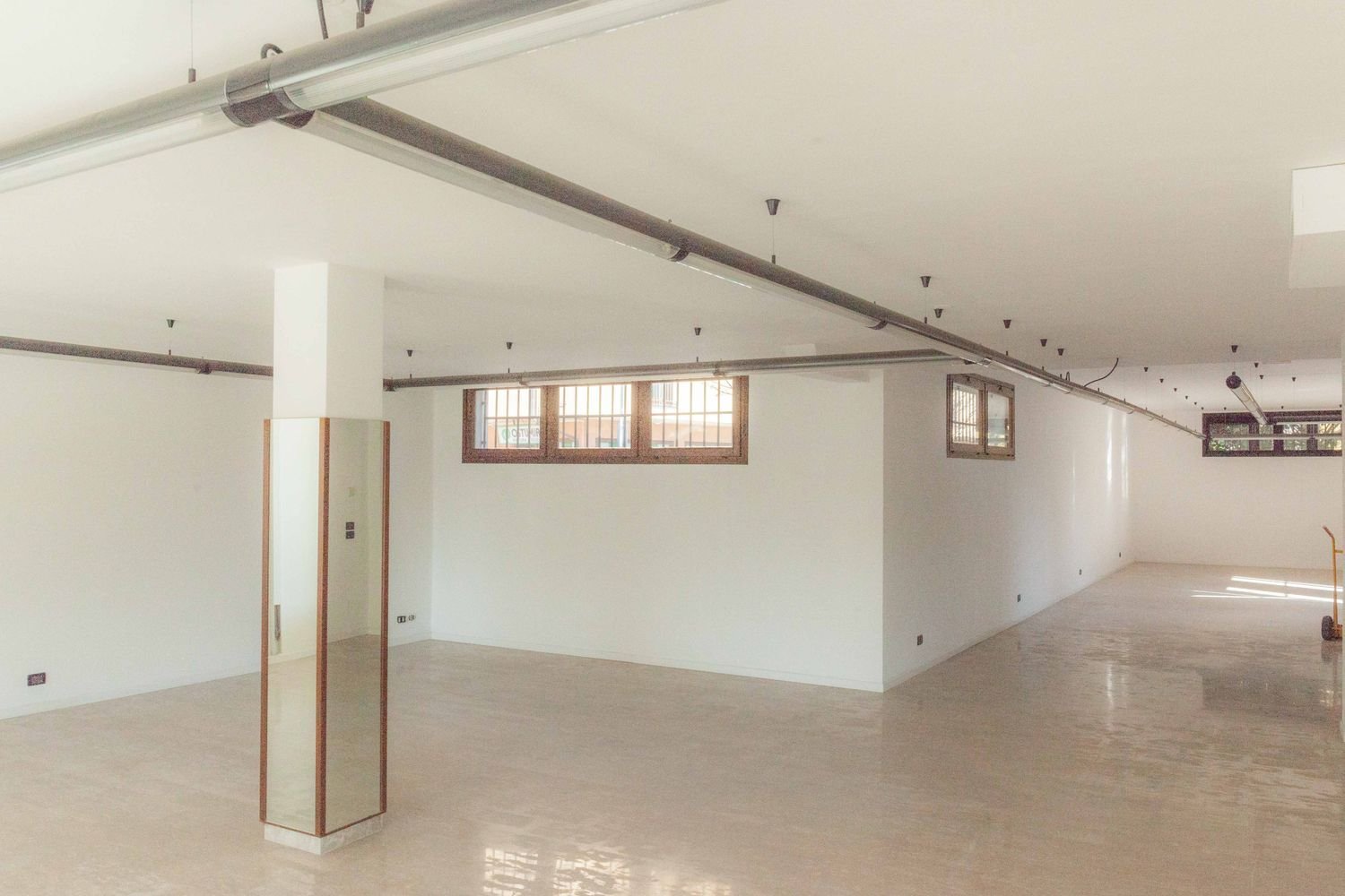 Gewerbliche Immobilie in Oderzo, Italy 185m², Nr. 256261