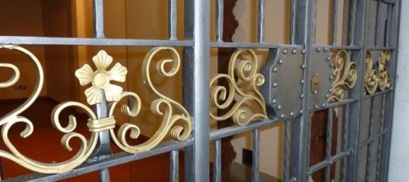 50m² Commercial property in Florence, Italy No. 251407 8