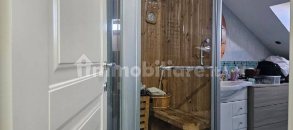 2 bedrooms Apartment in Turin, Italy No. 313217 9