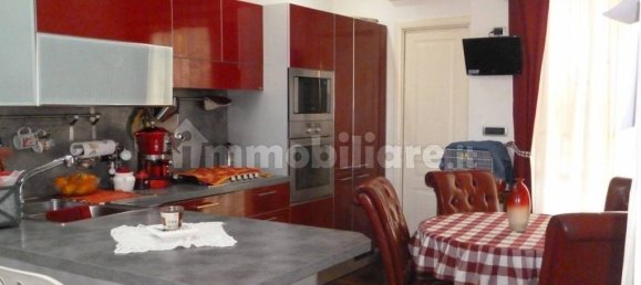 2 bedrooms Apartment in Turin, Italy No. 313217 21