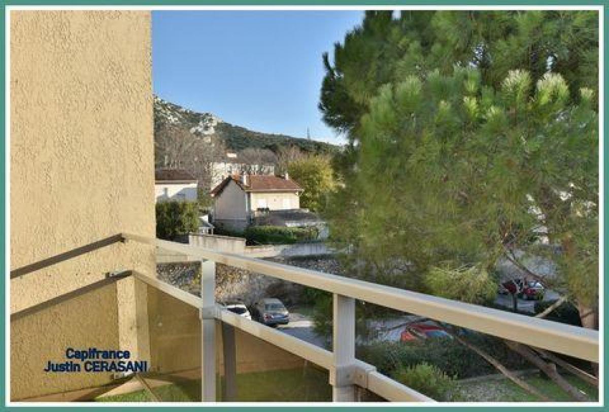 Apartamento com 2 quartos em condomínio em Marseille, France N.º 14378