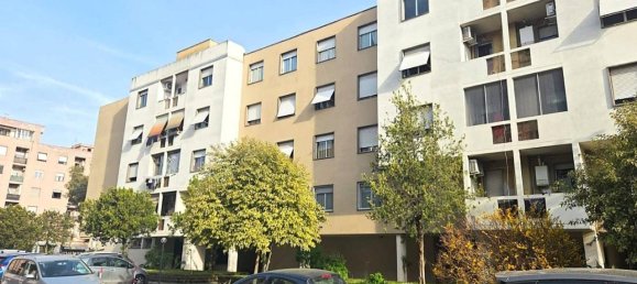 4 rooms Apartment in Rome, Italy No. 40188 2