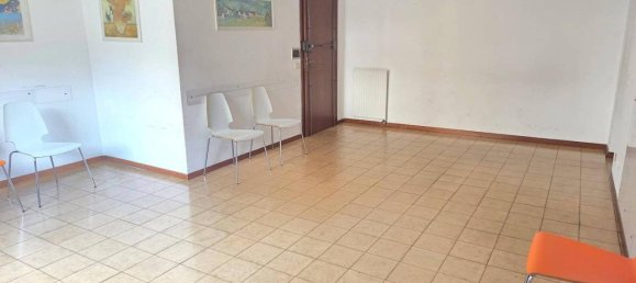 4 rooms Apartment in Rome, Italy No. 40188 4