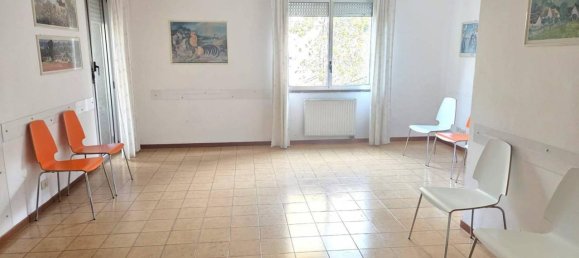 4 rooms Apartment in Rome, Italy No. 40188 5