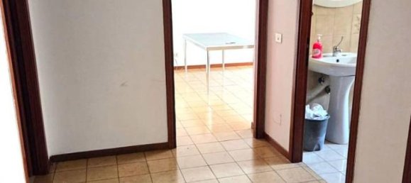 4 rooms Apartment in Rome, Italy No. 40188 30