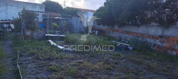 200m² Land in Moita, Portugal No. 82525 2