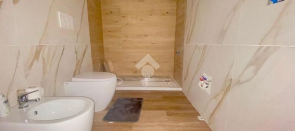 Casa de 3 dormitorios en Montebelluna, Italy No. 342353 15