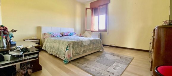 Casa de 3 dormitorios en Montebelluna, Italy No. 342353 9