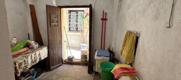 Casa de 3 habitaciónes en Pollutri, Italy No. 30588 8