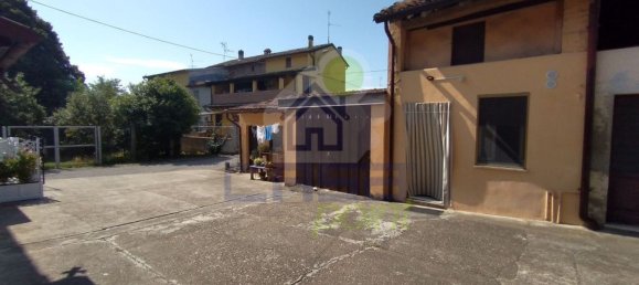 4 rooms Villa in Santo Stefano Lodigiano, Italy No. 220248 10